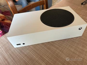xbox serie s 512 gb di memoria SSD