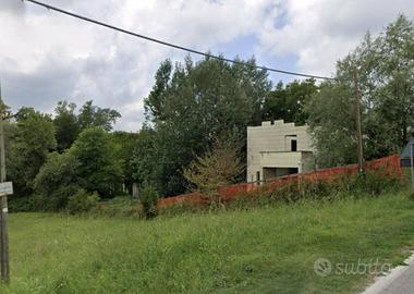 Immobile in asta di 2780 m² a Berzano di San Pietr