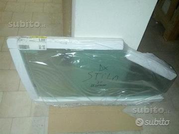 Vetro Scendente ant. dx. Fiat Stilo 3p