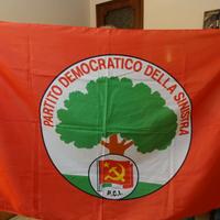 Bandiera del Partito Democratico della Sinistra