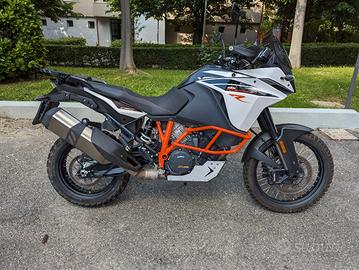 ktm 1090 adventure R 2017