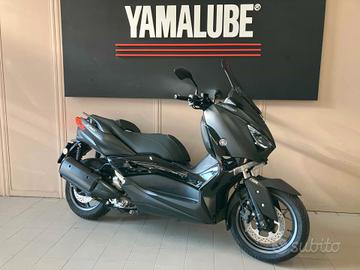 Yamaha X-Max 300 IRON MAX