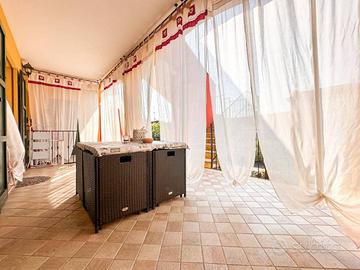 BELLLISSIMO Attico con Loggia a Vaccarolo di Desen