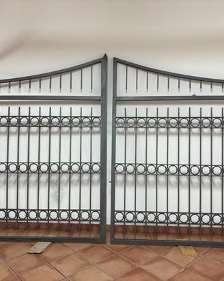 Cancello ferro battuto