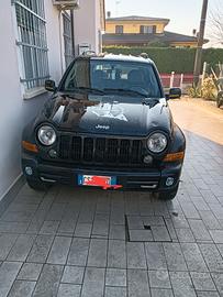 jeep Cherokee 2,8 CRD