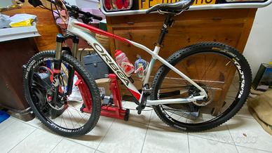 MTB muscolare Orbea