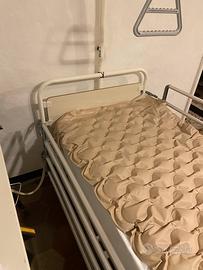Letto ortopedico con materasso e accessori