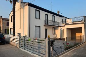 Vendisi casa singola a Fusignano