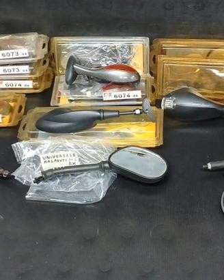specchi retrovisori sx dx universali con frecce sc
