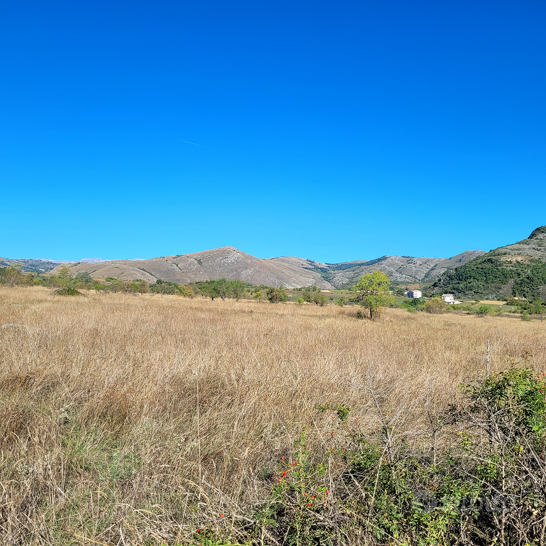 Terreno edificabile zona Arci, Massa D'Albe (Aq) - Vista 2