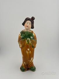 Ceramica "Dama con dono" GAO SHUIWANG