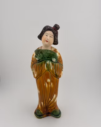 Ceramica "Dama con dono" GAO SHUIWANG