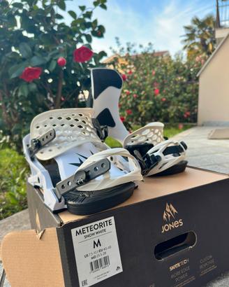 Attacchi snowboard Jones