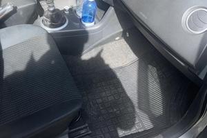 Suzuki Swift 1300cc diesel 75 cv