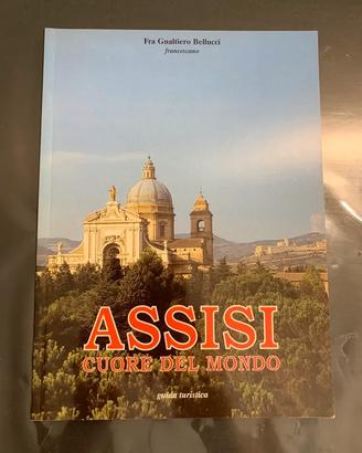 Guida turistica Assisi cuore del mondo 136 pag.