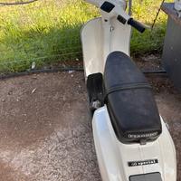 Vespa special 50