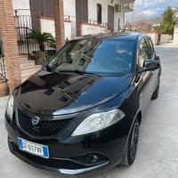 Lancia Ypsilon Gpl Nera