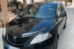 Lancia Ypsilon Gpl Nera