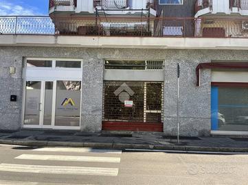 NEGOZIO A BUSTO ARSIZIO