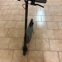 Monopattino elettrico xiami