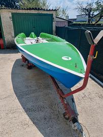 barca a vela da regata