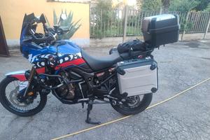 Africa Twin CRF 1000 L cambio manuale