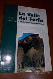 Libro è la guida La Valle del Farfa. Mappa. 