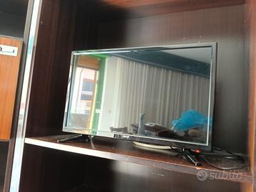 TV LED 24"