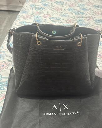 Borsa  Armani nuova senza cartellino