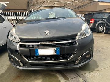 PEUGEOT 208 1,2 BENZINA SOLI 124 MILA KM!
