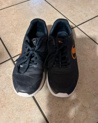 Sneakers CHAMPION. BLU