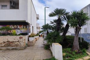 Marina di Lendinuso trivani con ampia veranda