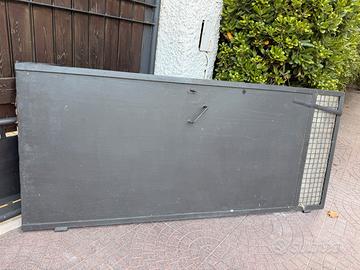 Porta di ferrro con serratura