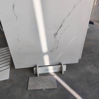 pavimento in gres formato grande lastra 100x100 