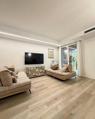 Villetta a schiera di 180 m² con 4 locali e box au