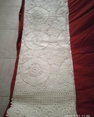 Completo letto matrimoniale da corredo.