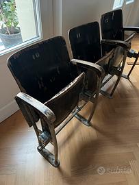 Rarissime sedie da cinema in legno nero