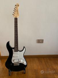 Chitarra Yamaha Pacifica PAC012