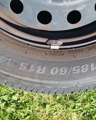 gomme estive 185/60 R15