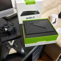 NVIDIA SHIELD TV 2017 con telecomando compatibile