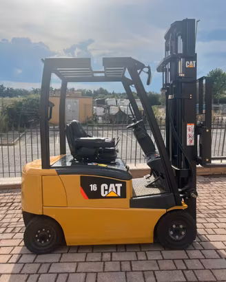 Muletto elettrico - Carrello elevatore CAT EP16CPN