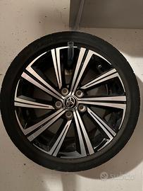 Cerchi e gomme Toyota Corolla 225/45/17 91W