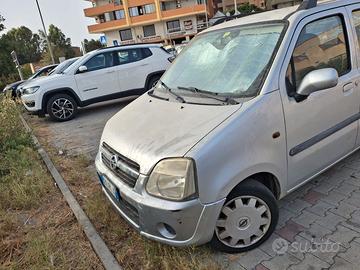 Opel Agila 1.2 16V benzina 75 CV, 2004