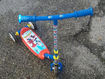 MONOPATTINO A 3 RUOTE