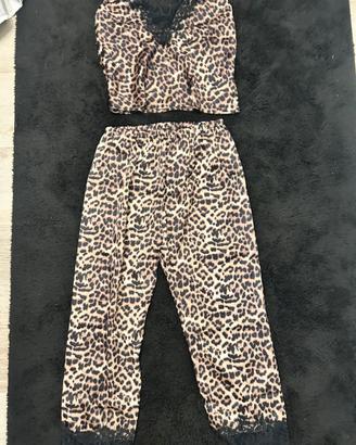 completo leopardato, con pizzo nero, nuovo, Tg M.