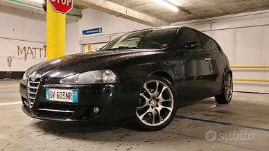 alfa romeo 147 1.9 JTD M-JET Q2