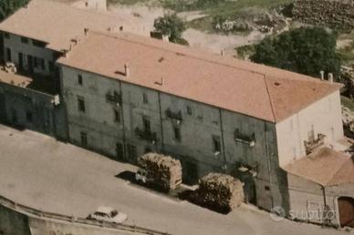 Immobile in asta di 840 m² a Calangianus