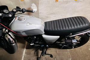 125cc cafe race leggi D