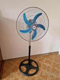 ventilatore a piantana 