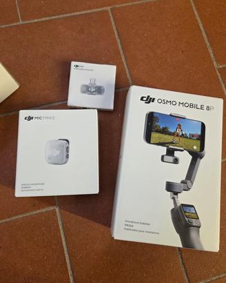 DJI Osmo Mobile 8P Combo Kit - Sigillato